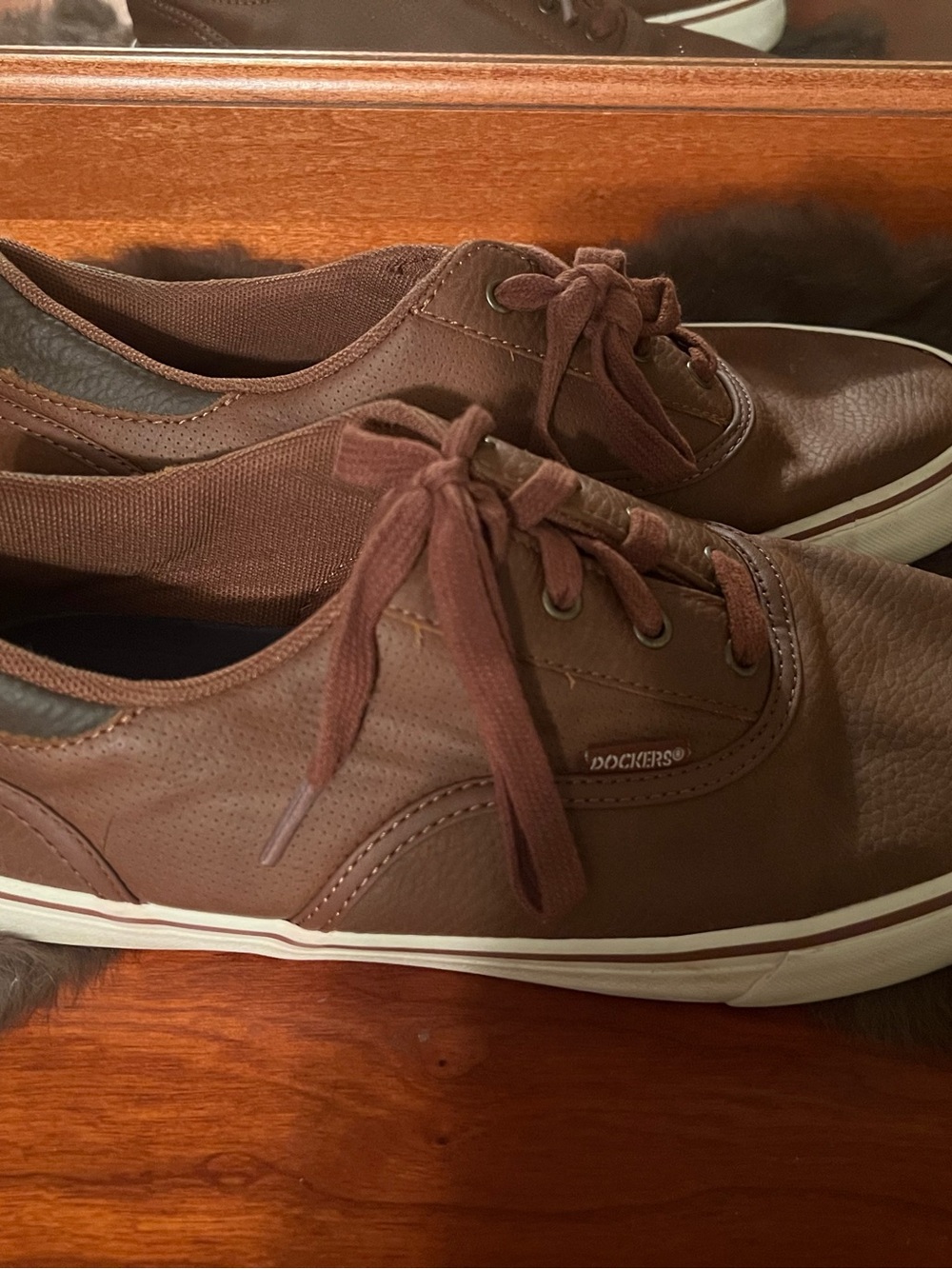 Dockers Men’s Brown Low-Top Lace-Up Sneakers